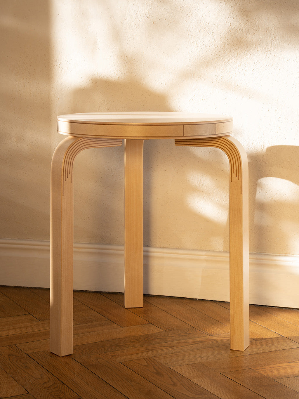 Stool 60 Kontrasti, Artek