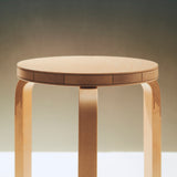 Stool 60 Kontrasti, Artek
