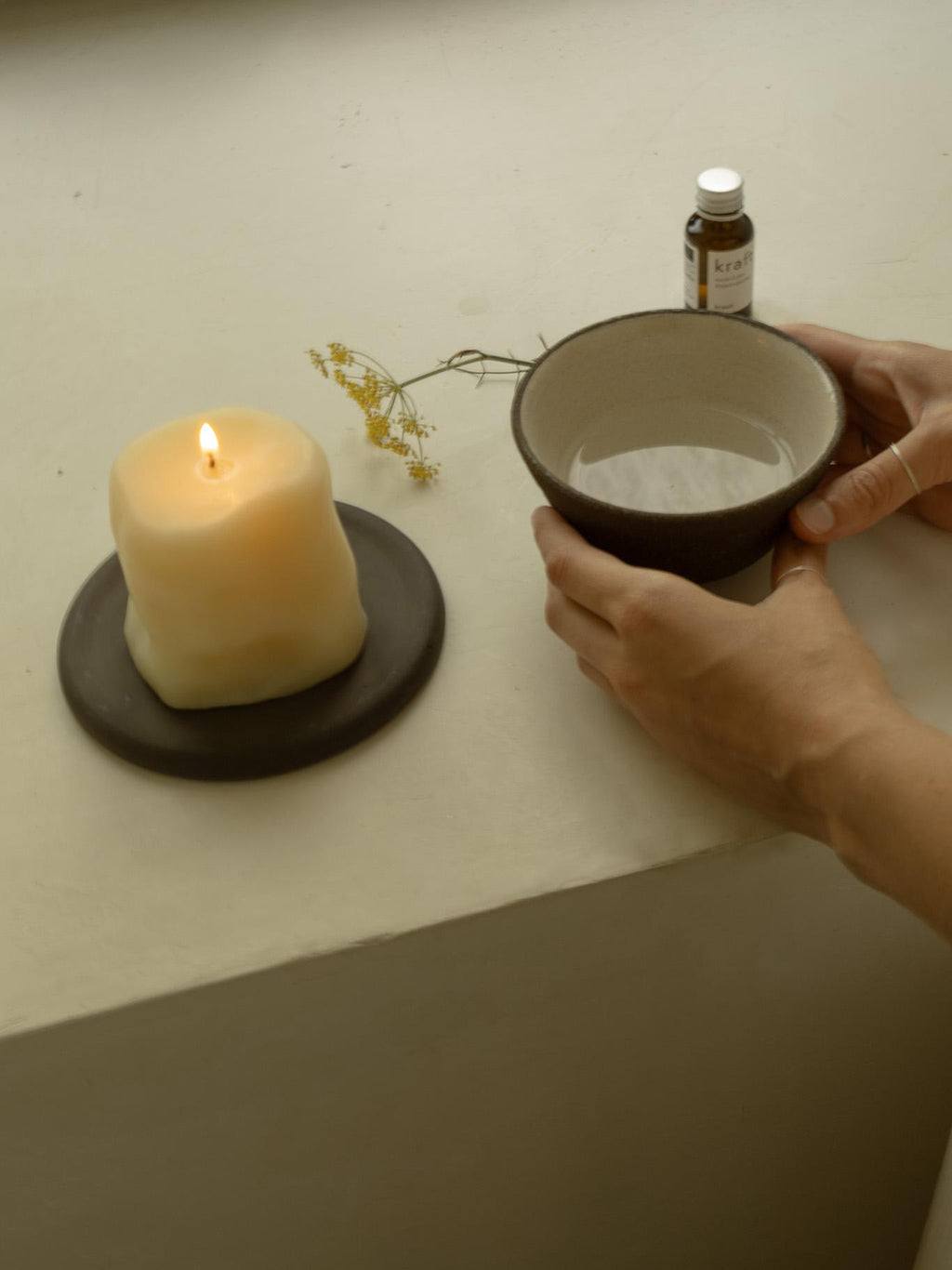 Cave Beeswax Candle, Forma Esse