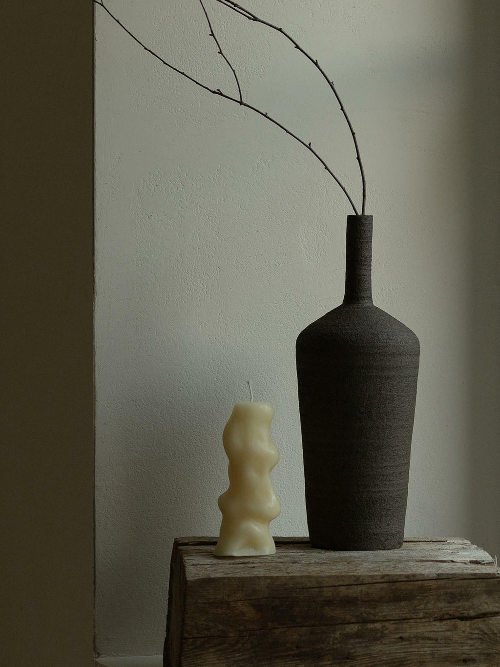 Waterfall Beeswax Candle, Forma Esse