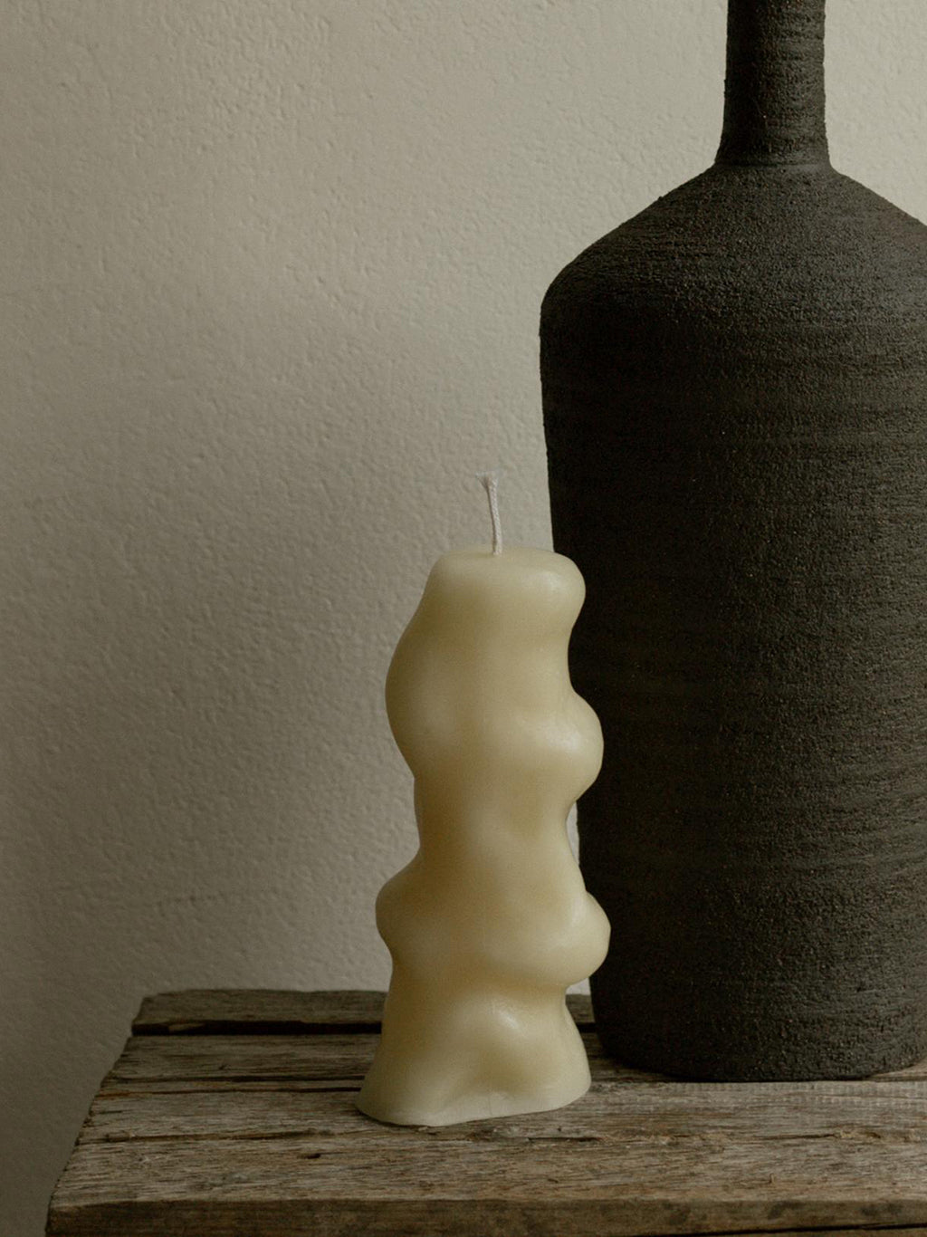 Waterfall Beeswax Candle, Forma Esse