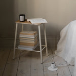 Adam Stool Warm White, Frama