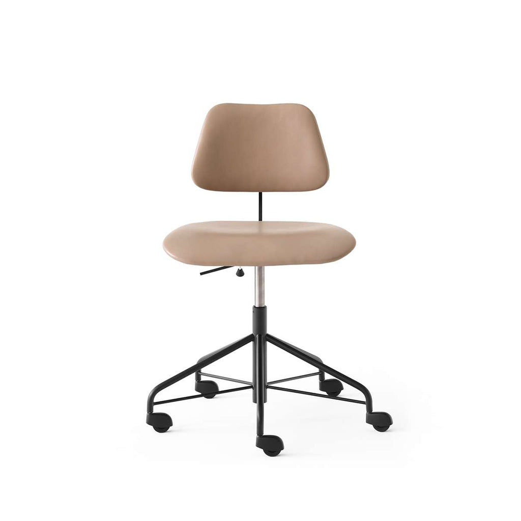 12.1 Work Chair Sørensen Leather, Labofa