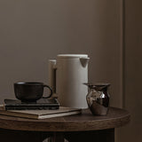 Androgyne Side Table Dark Stained Oak, Menu