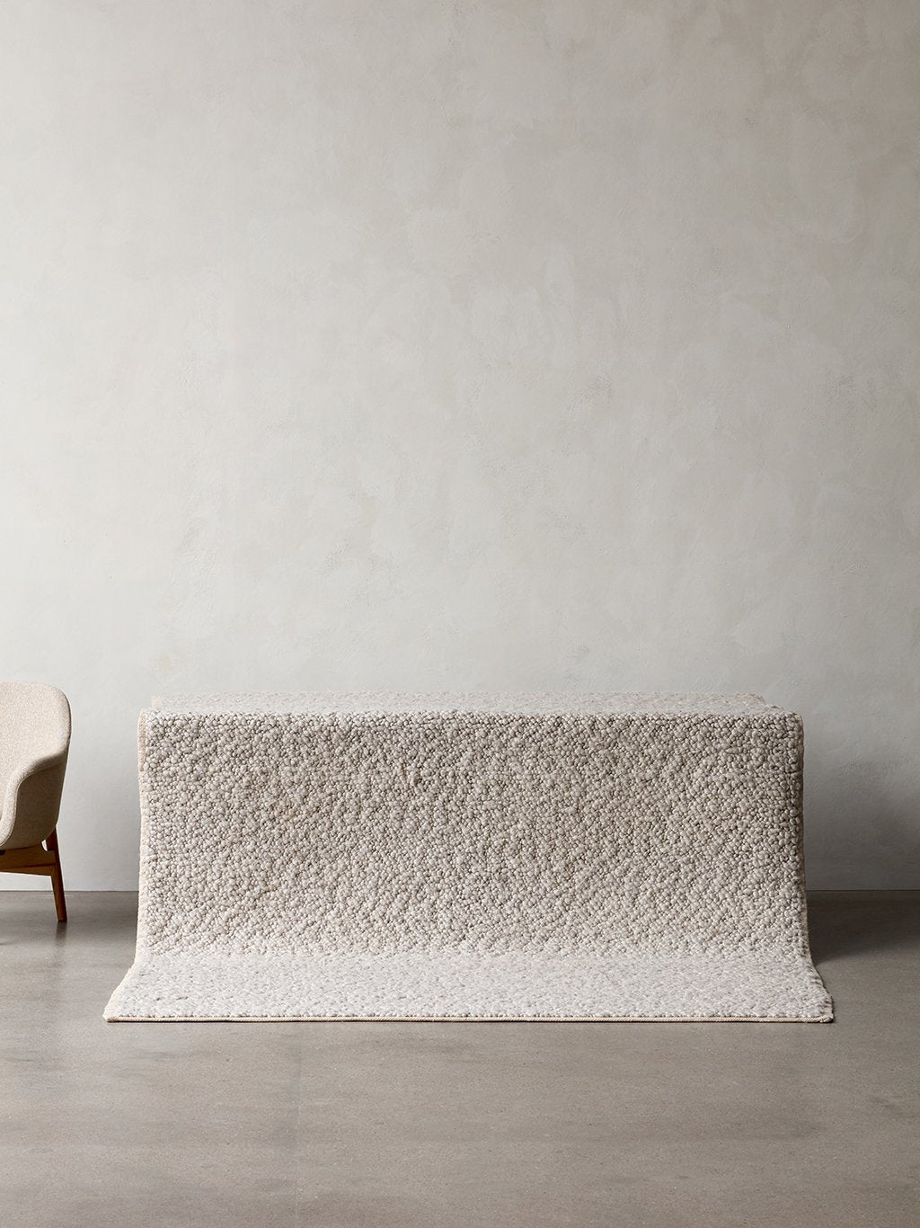 Gravel Rug Ivory, Menu