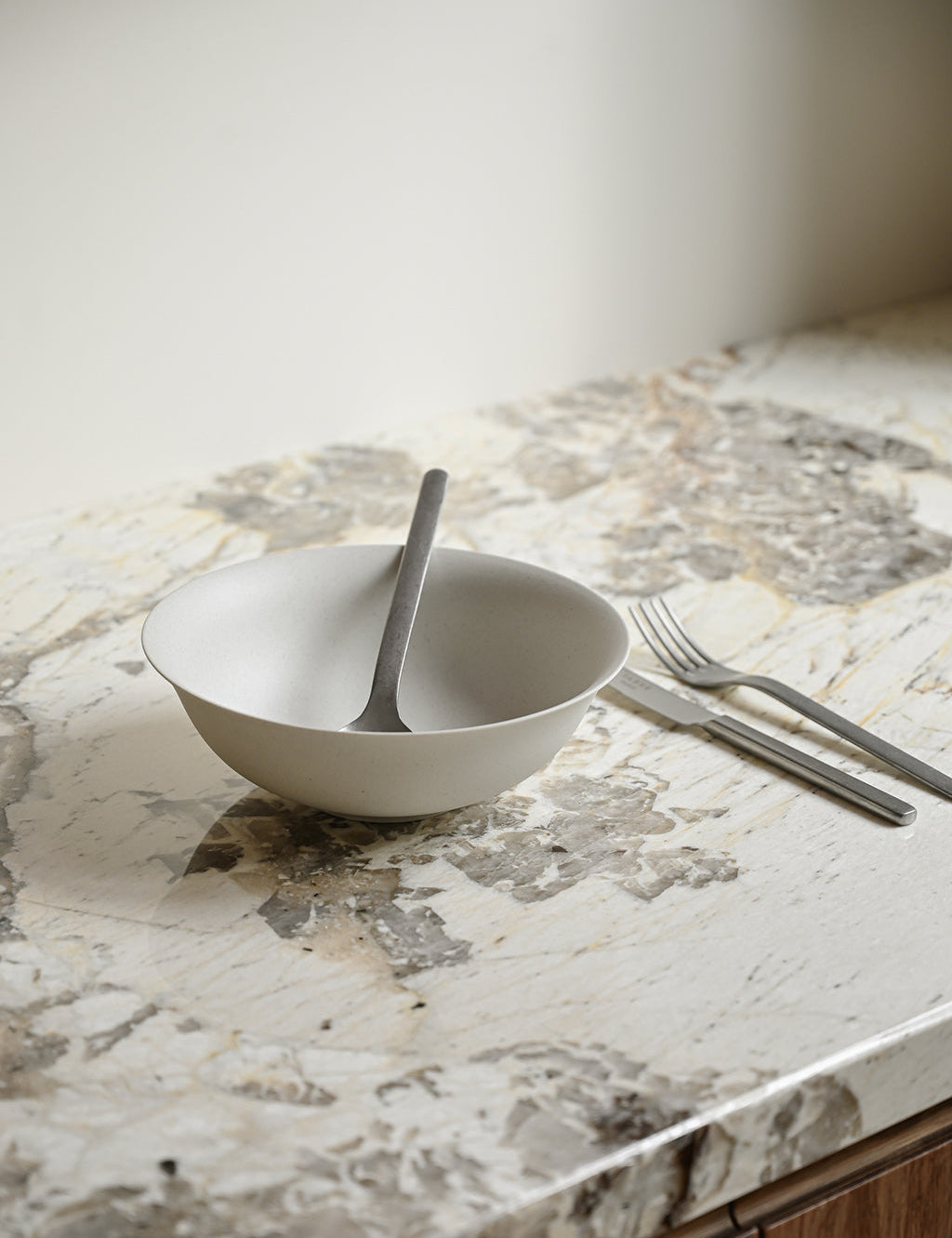 New in: Alongu tableware