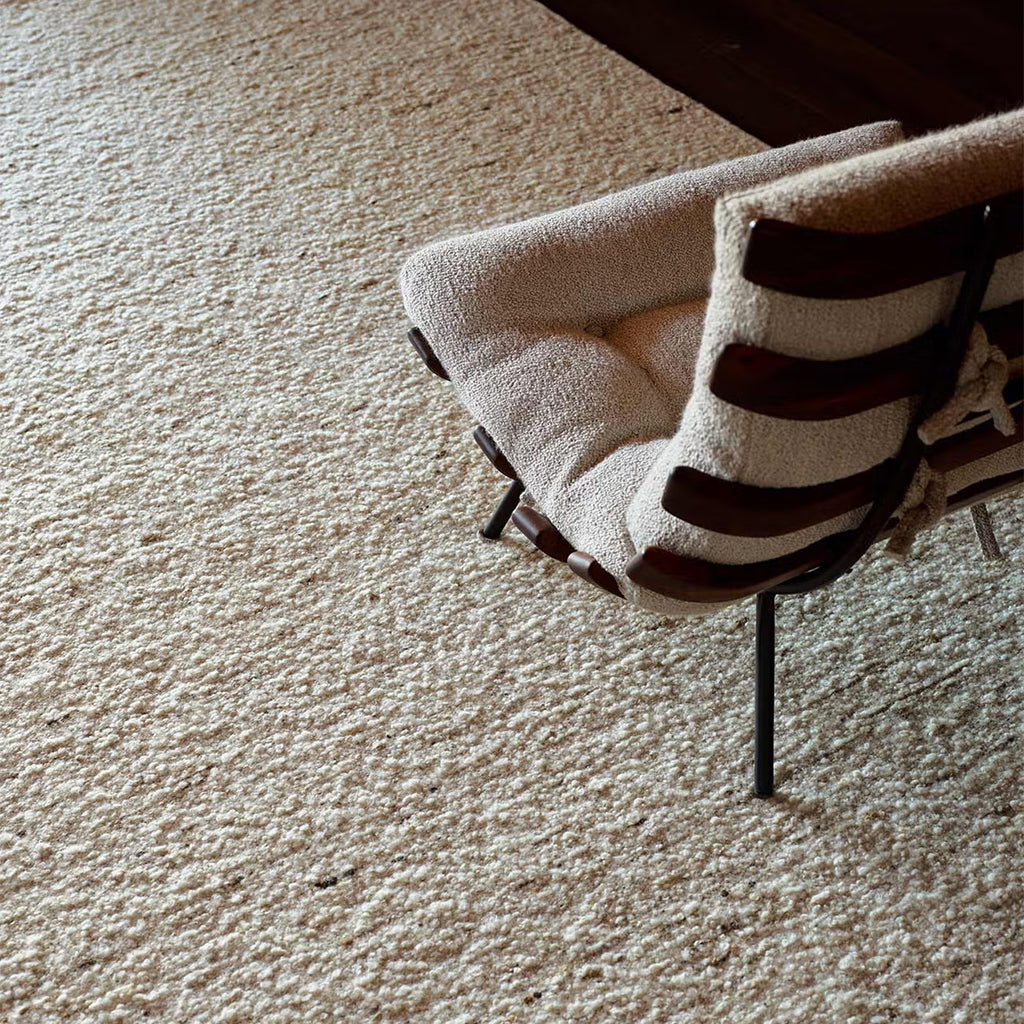 Tempest Rug Tundra, Armadillo