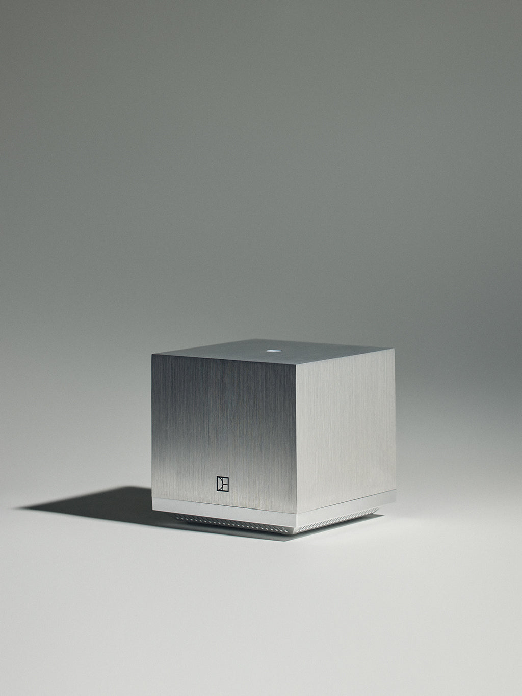 Diffuser No. 1, Difusë
