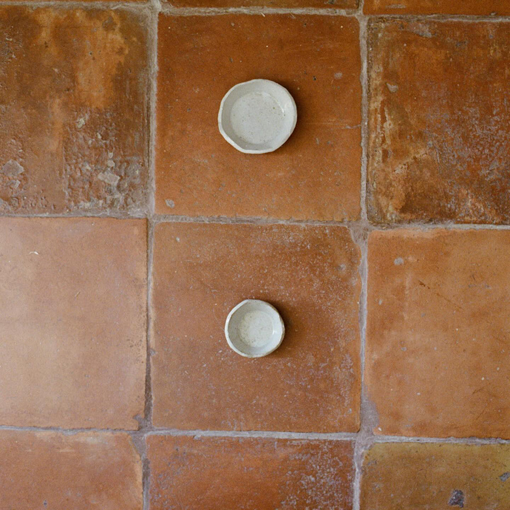 V9 and V7 Mini Bowl, Estudio Vernis