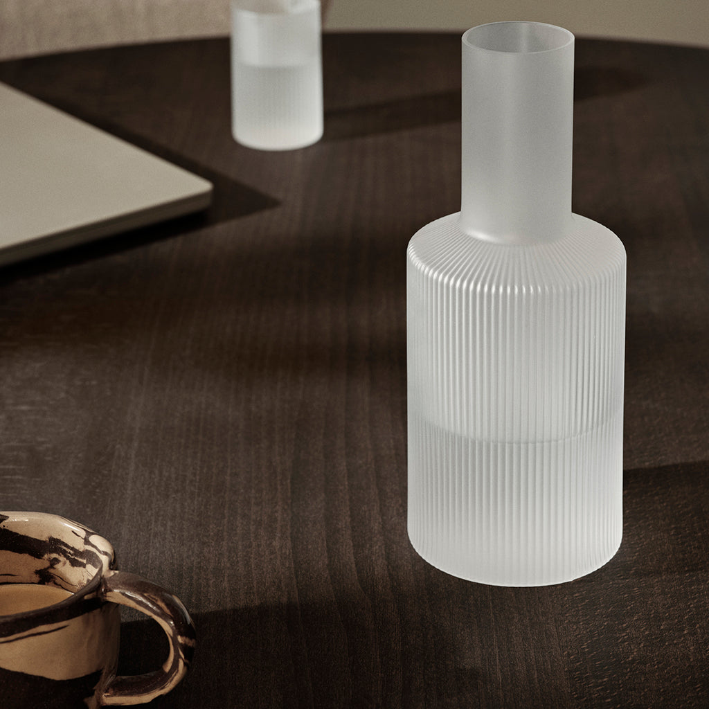 Ripple Carafe Frosted, Ferm Living
