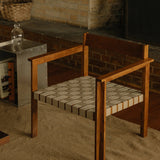 Symmetry Easy Chair, Frama