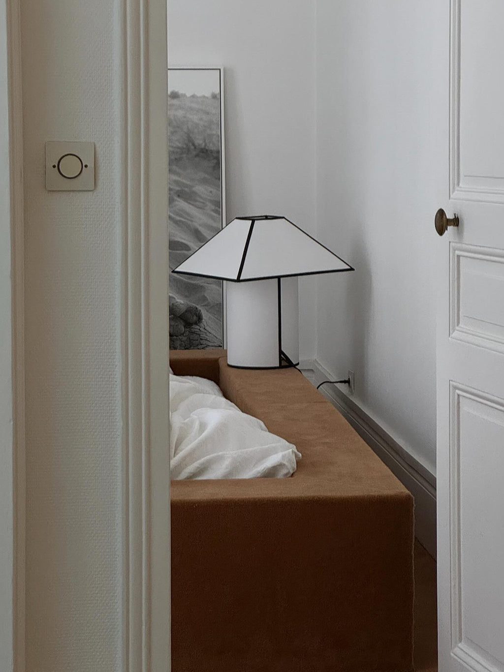 Ava Pyramid Table Lamp 450, HAY