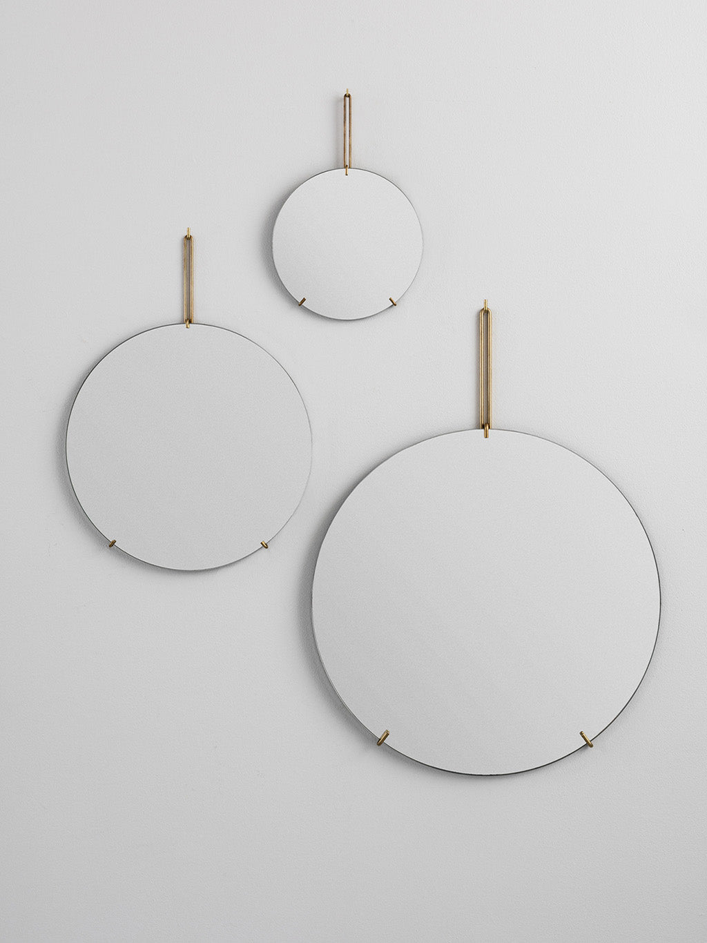 Wall Mirror Brass, Moebe