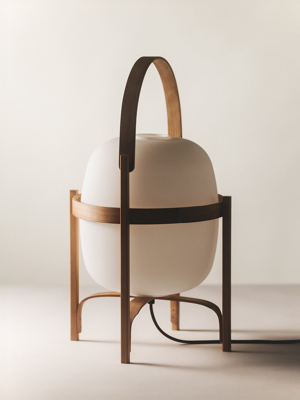 Cesta Lamp, Santa & Cole