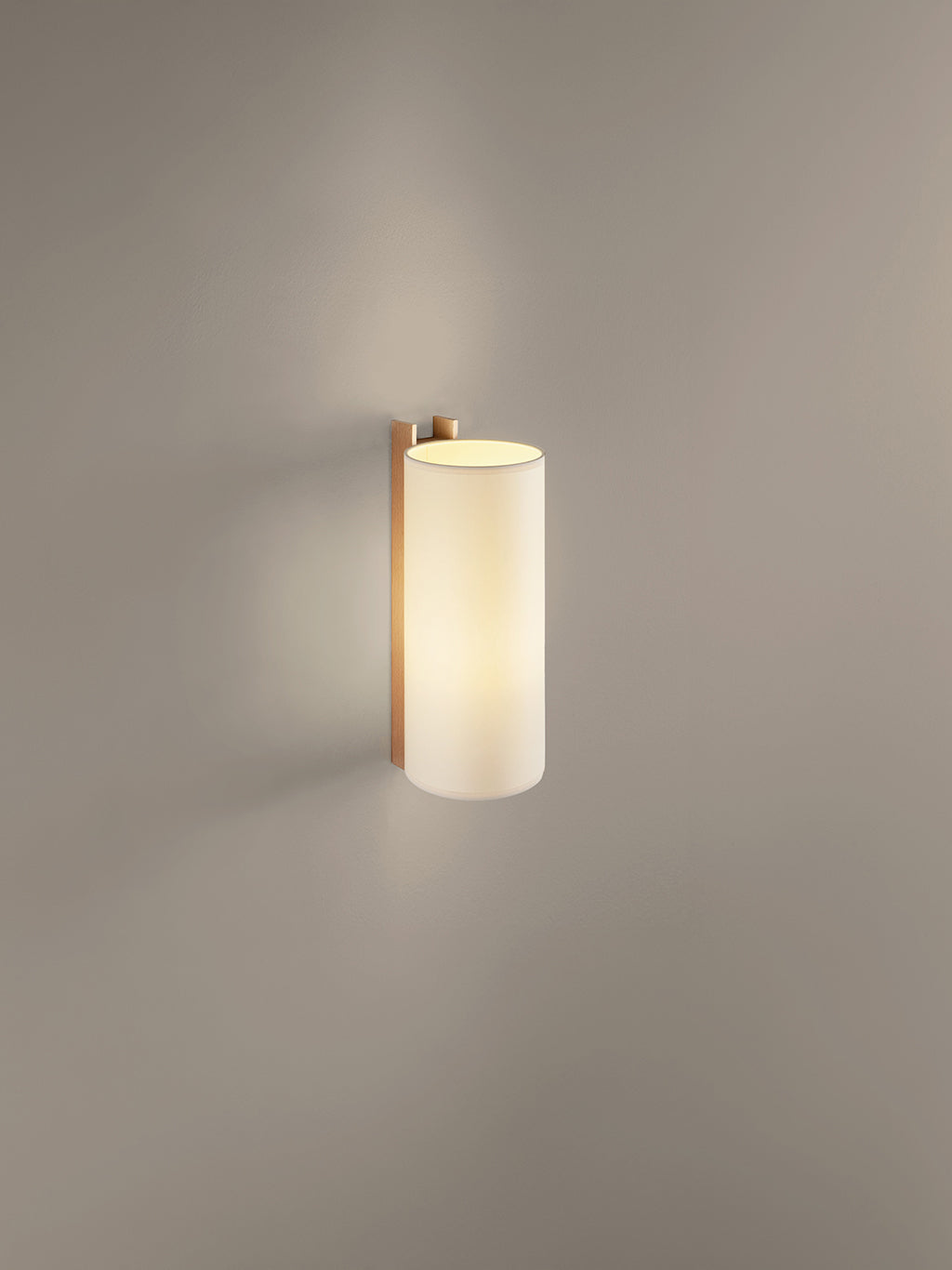 TMM Largo Wall Lamp Beige, Santaa & Cole