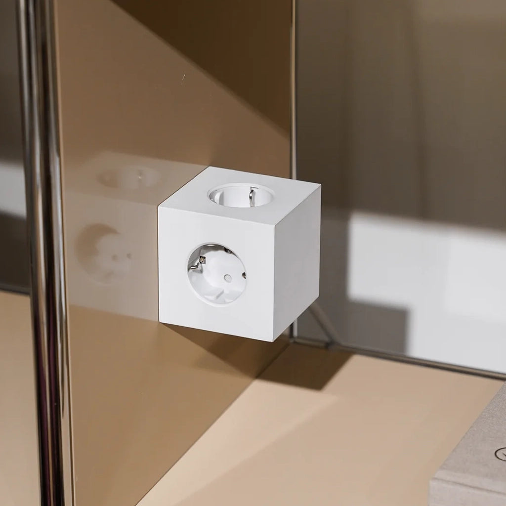 Square 1 Gotland Grey, Avolt