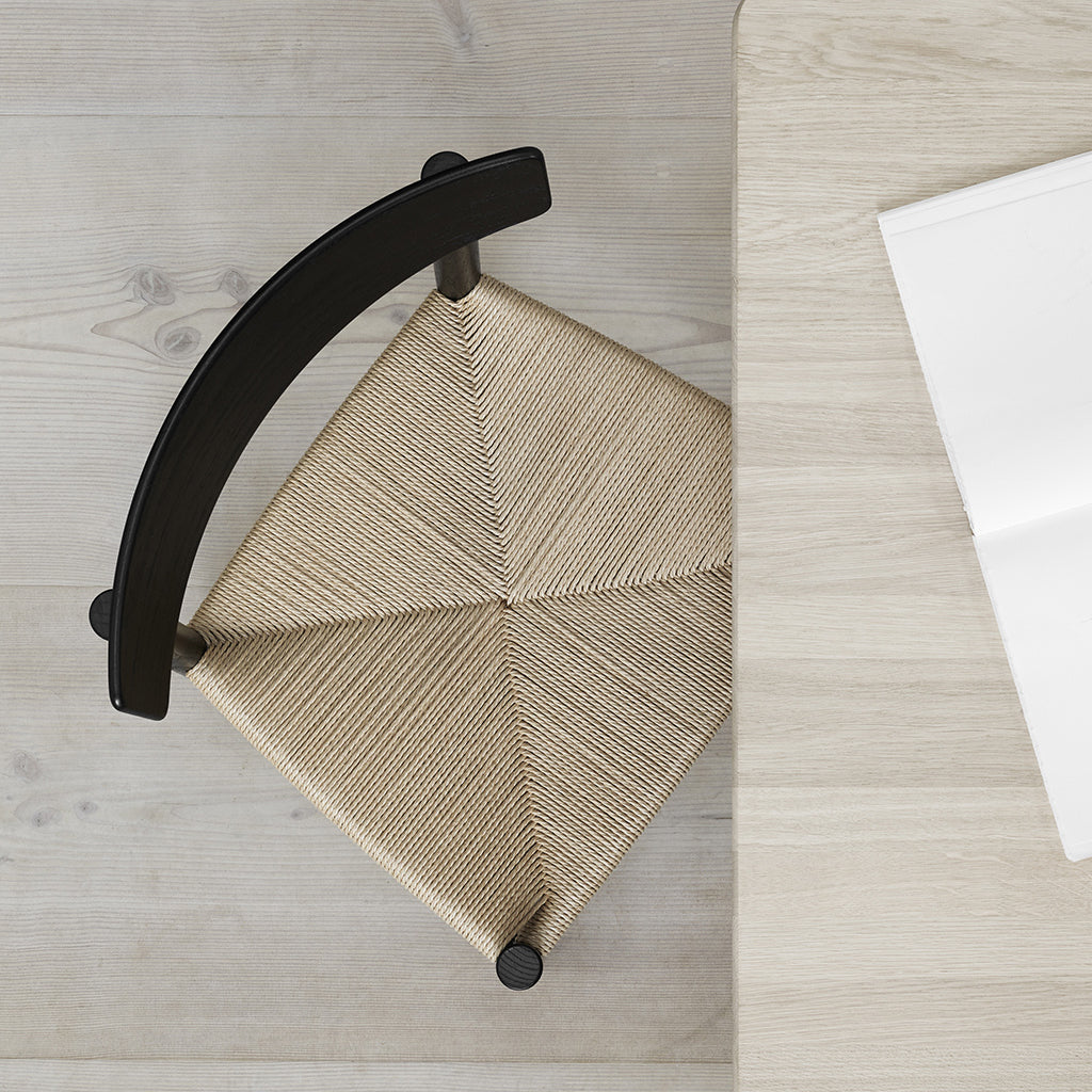 J39 Chair Beech Black Lacquered, Fredericia