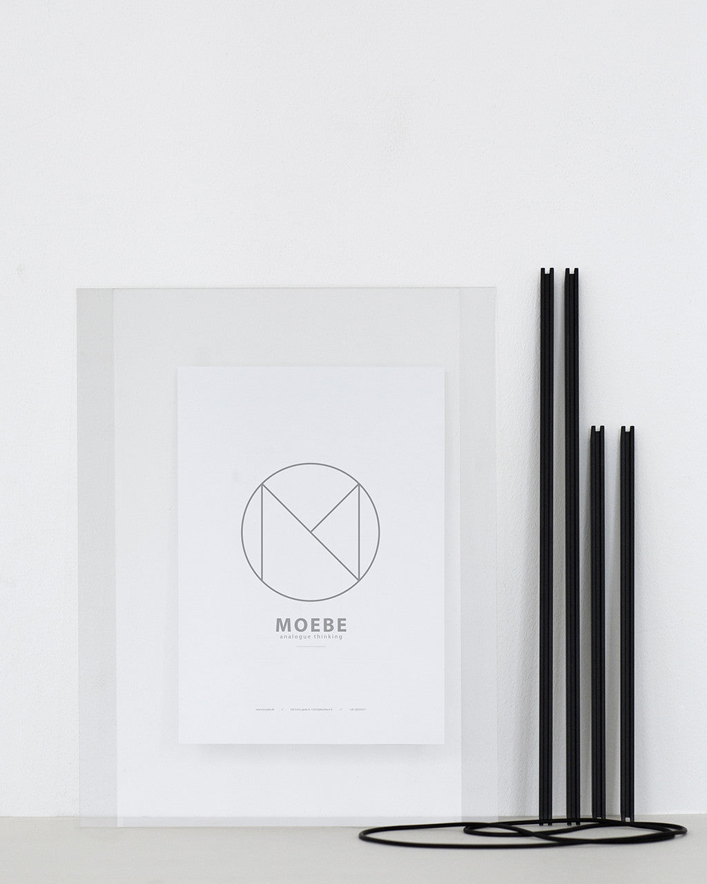 Black Aluminium Frame A3, Moebe